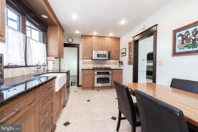 217 BURRWOOD AVE, Westmont, NJ 08108