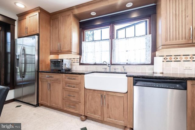 217 BURRWOOD AVE, Westmont, NJ 08108