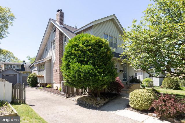 217 BURRWOOD AVE, Westmont, NJ 08108