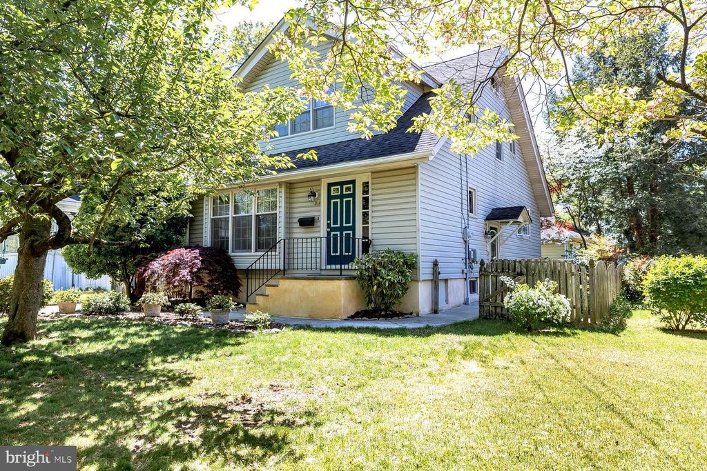 217 BURRWOOD AVE, Westmont, NJ 08108