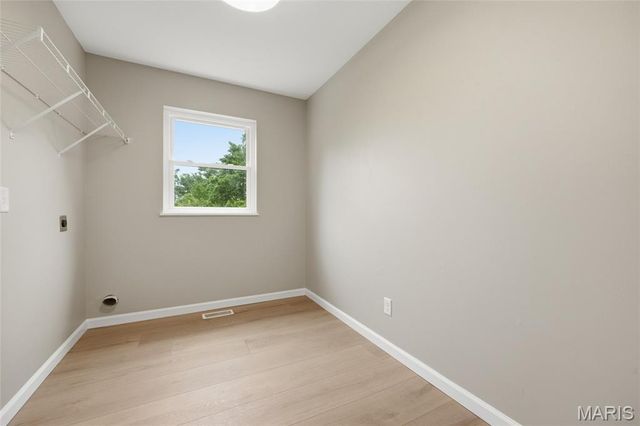 153 Spring Leigh Court, Ballwin, MO 63011