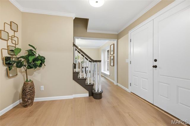 153 Spring Leigh Court, Ballwin, MO 63011