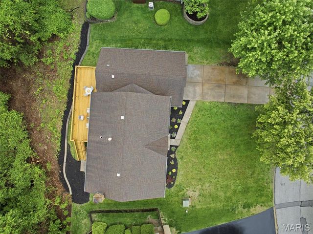 153 Spring Leigh Court, Ballwin, MO 63011