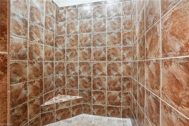 594 110th AVE N, Naples, FL 34108