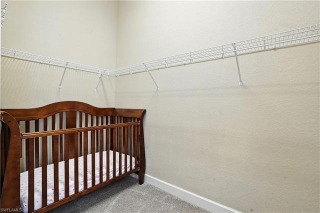 594 110th AVE N, Naples, FL 34108