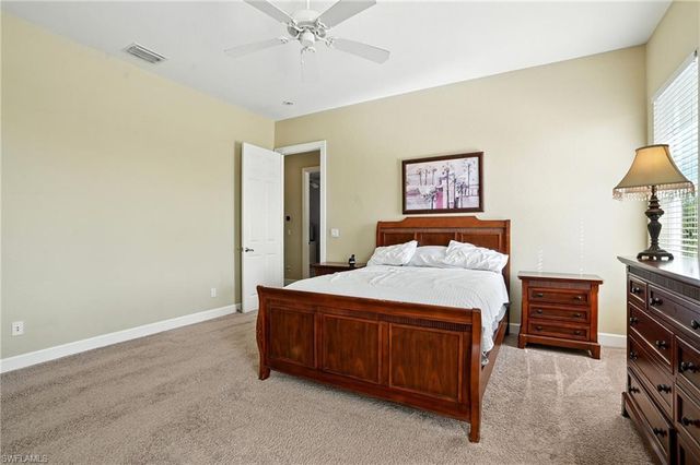 594 110th AVE N, Naples, FL 34108