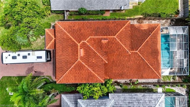 594 110th AVE N, Naples, FL 34108