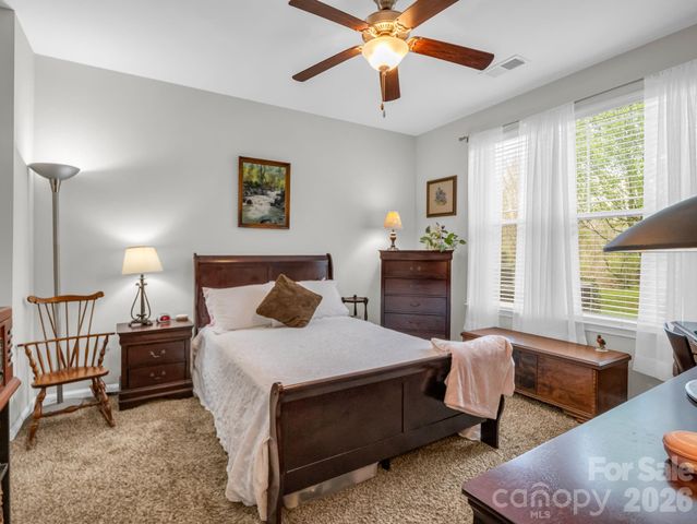142 Brickton Village Circle 106, Fletcher, NC 28732