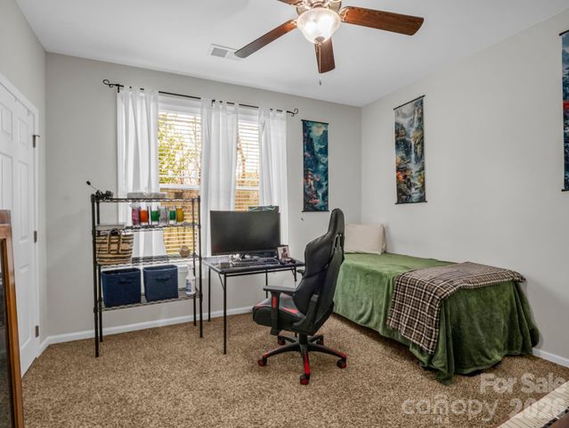 142 Brickton Village Circle 106, Fletcher, NC 28732