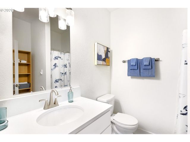 3771 Se 43RD Ave 2, Portland, OR 97206