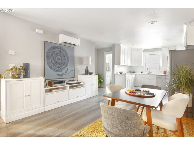 3771 Se 43RD Ave 2, Portland, OR 97206