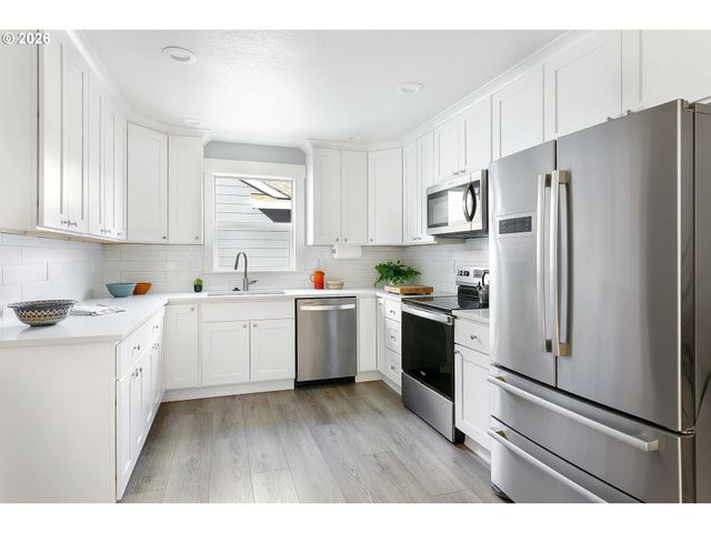 3771 Se 43RD Ave 2, Portland, OR 97206