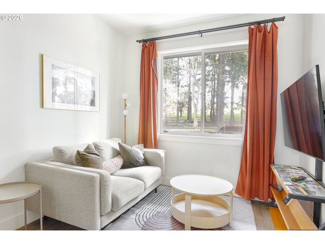 3771 Se 43RD Ave 2, Portland, OR 97206