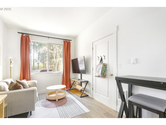 3771 Se 43RD Ave 2, Portland, OR 97206