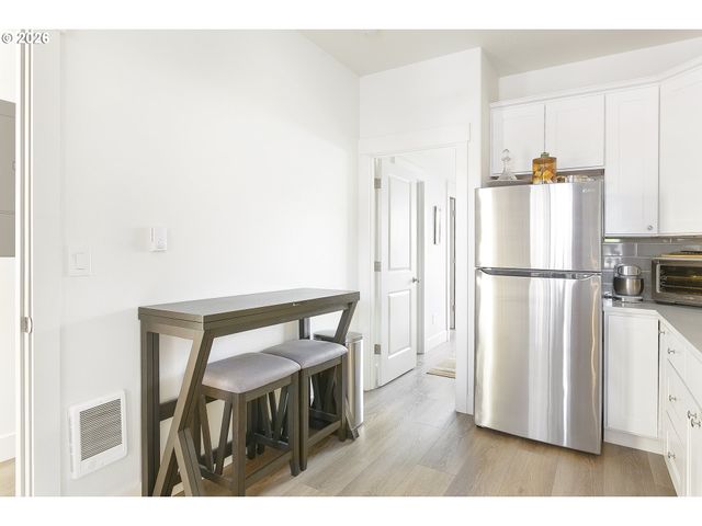 3771 Se 43RD Ave 2, Portland, OR 97206