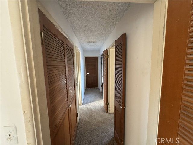 17545 Community Street, Northridge (los Angeles), CA 91325