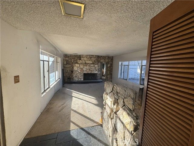 17545 Community Street, Northridge (los Angeles), CA 91325