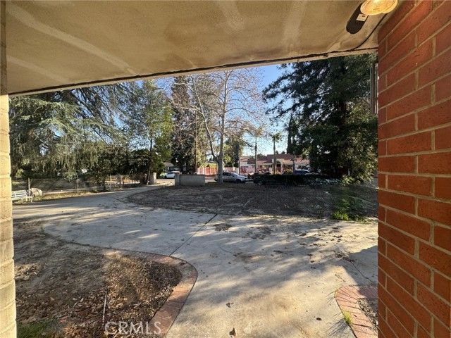 17545 Community Street, Northridge (los Angeles), CA 91325