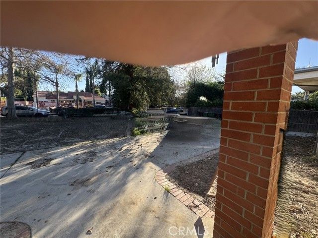 17545 Community Street, Northridge (los Angeles), CA 91325