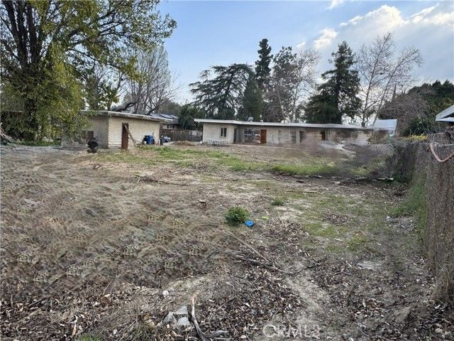 17545 Community Street, Northridge (los Angeles), CA 91325