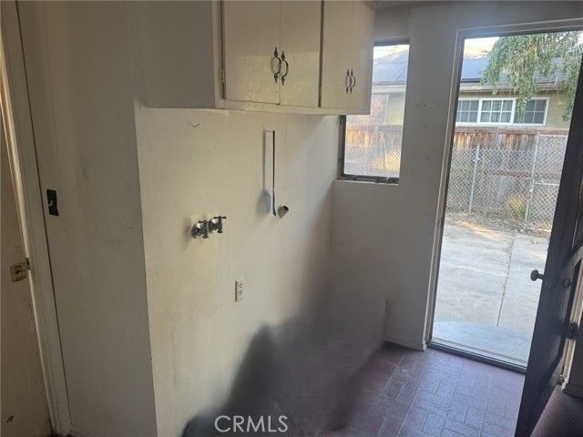 17545 Community Street, Northridge (los Angeles), CA 91325