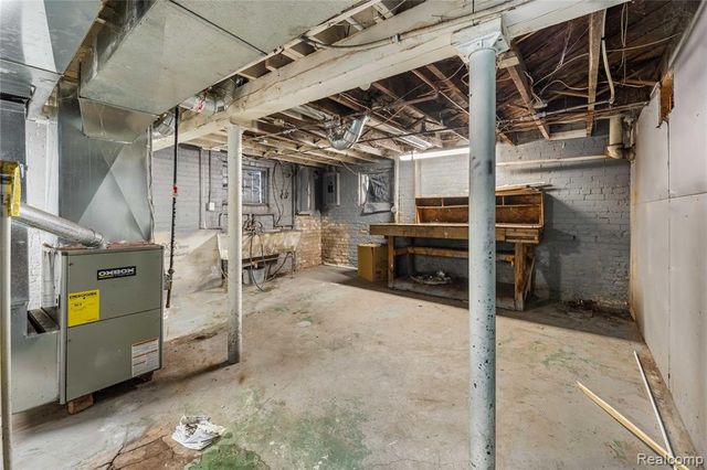 2505 Inglis Street, Detroit, MI 48209