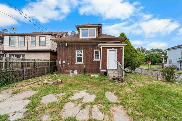 2505 Inglis Street, Detroit, MI 48209