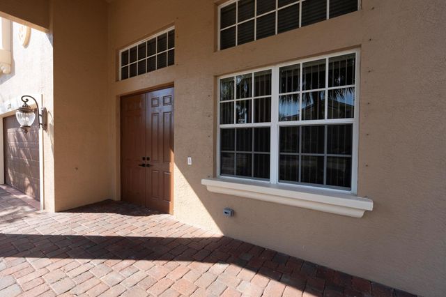 2322 SW Newport Isles Boulevard, Port St Lucie, FL 34953