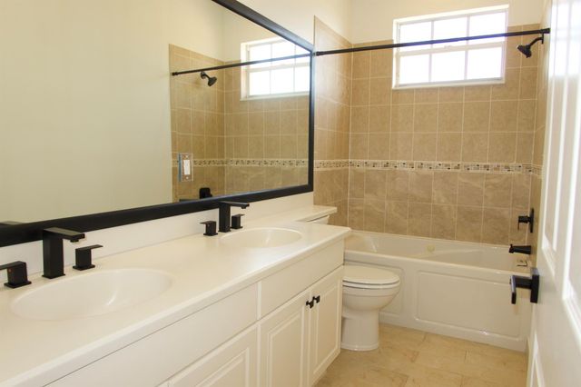 2322 SW Newport Isles Boulevard, Port St Lucie, FL 34953