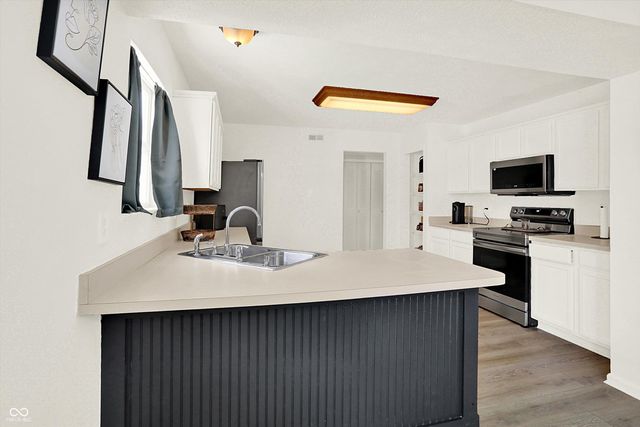 13305 Huff Boulevard, Fishers, IN 46038