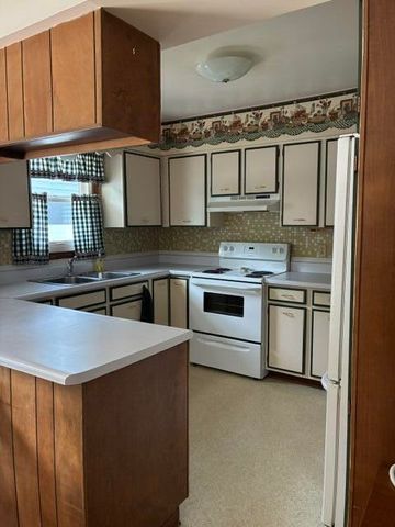 504 Mecosta Avenue, Big Rapids, MI 49307