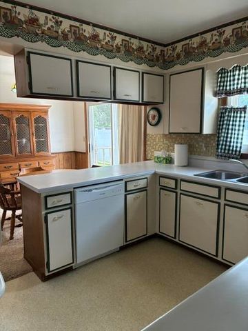 504 Mecosta Avenue, Big Rapids, MI 49307
