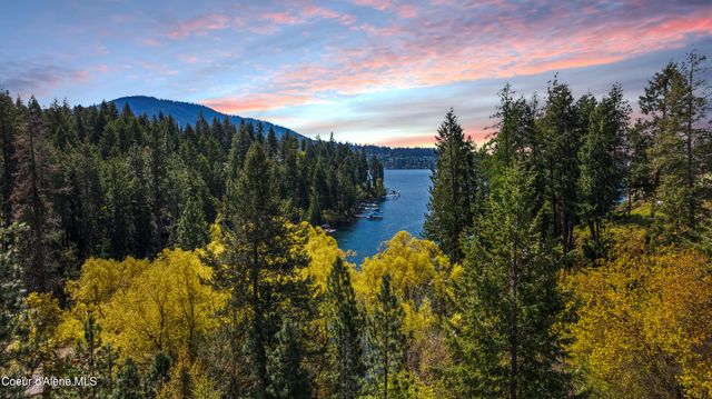 162483 N Lakeview Dr, Hayden Lake, ID 83835