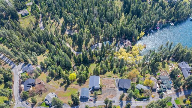 162483 N Lakeview Dr, Hayden Lake, ID 83835