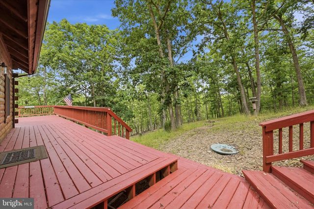 2858 CROSSINGS VIEW RD, Paw Paw, WV 25434