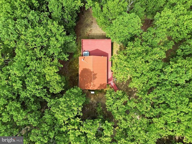 2858 CROSSINGS VIEW RD, Paw Paw, WV 25434