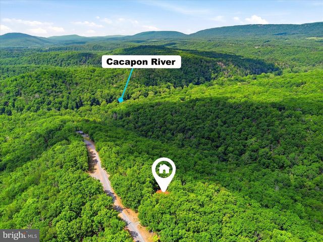2858 CROSSINGS VIEW RD, Paw Paw, WV 25434