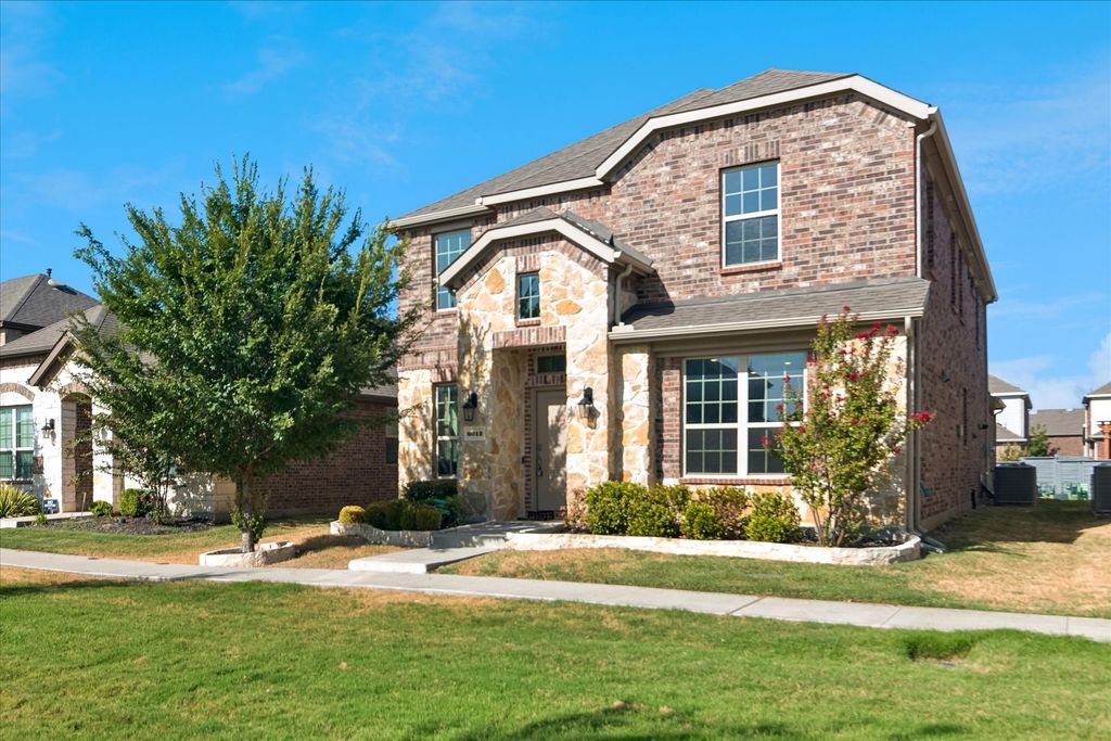 6012 Dandelion Drive, Little Elm, TX 76227 — photo 2