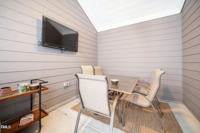 903 Ambergate Station, Apex, NC 27502