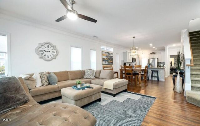 903 Ambergate Station, Apex, NC 27502