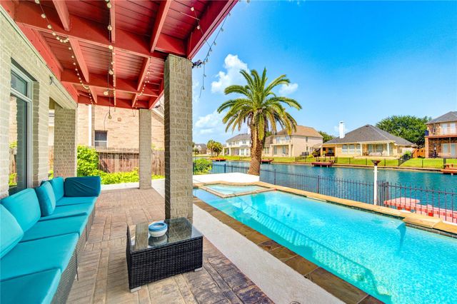 14311 Tasmania Court, Sugar Land, TX 77498
