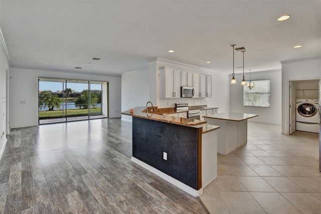 227 HERITAGE PRESERVE RUN, Bradenton, FL 34212