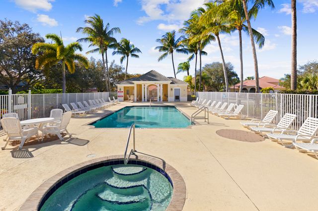 3968 W Hamilton Key, West Palm Beach, FL 33411