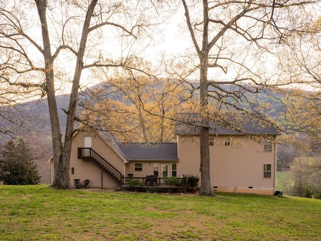 8040 Hog Jowl Road, Chickamauga, GA 30707