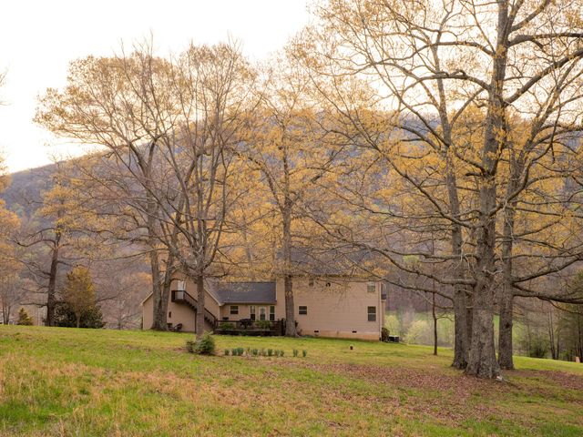 8040 Hog Jowl Road, Chickamauga, GA 30707