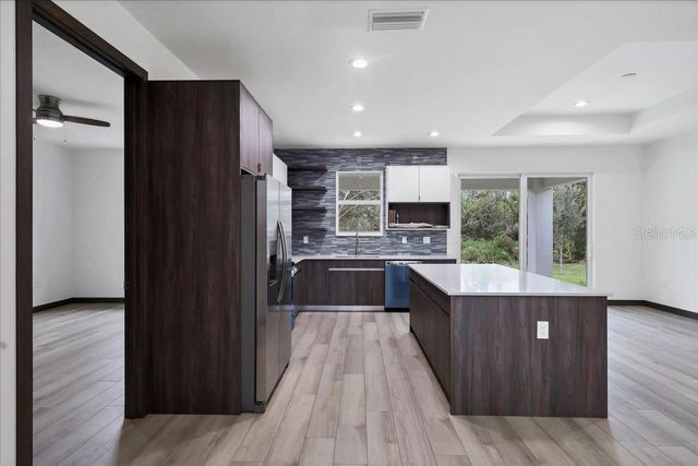 5238 FRIES AVENUE, North Port, FL 34288