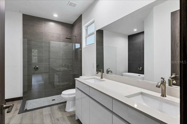 5238 FRIES AVENUE, North Port, FL 34288