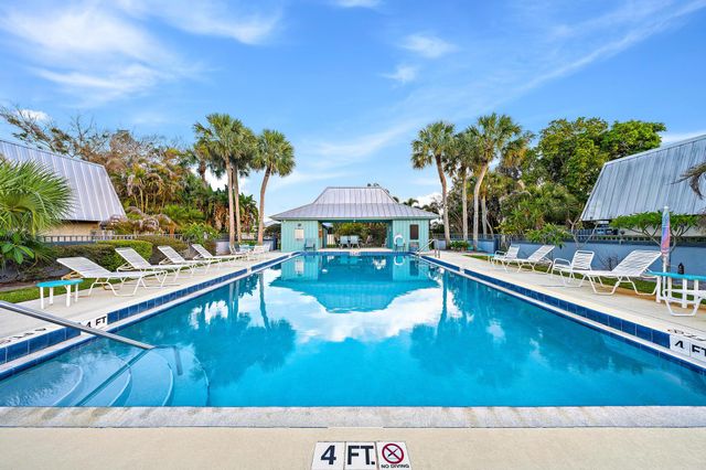 3840 SE Jefferson Street, Stuart, FL 34997