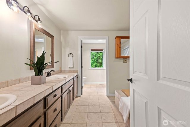 11008 Cowlitz Drive SE, Olympia, WA 98501