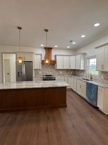 103 Choctaw Trail, Richmond, KY 40475